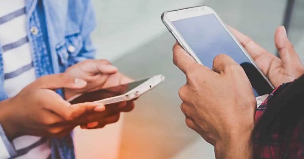 Checking data gigs for mobile phone plans