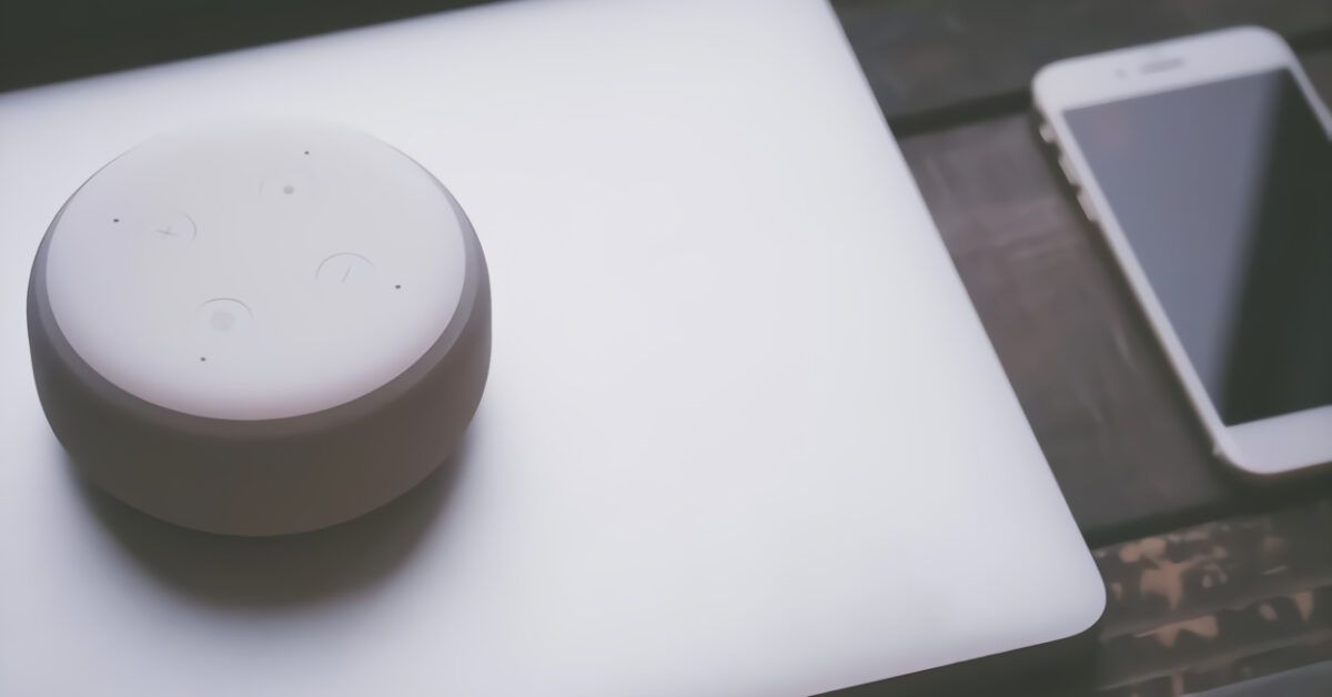 Connecting Alexa to a PC via Bluetooth or AUX cable.