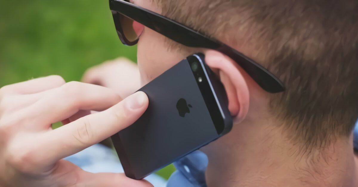 Instructions and tips to fix cell phone microphone issues.