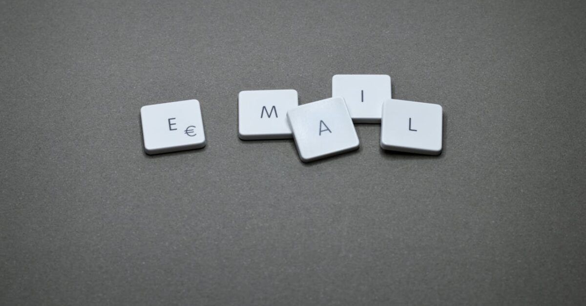 How to Sort Emails